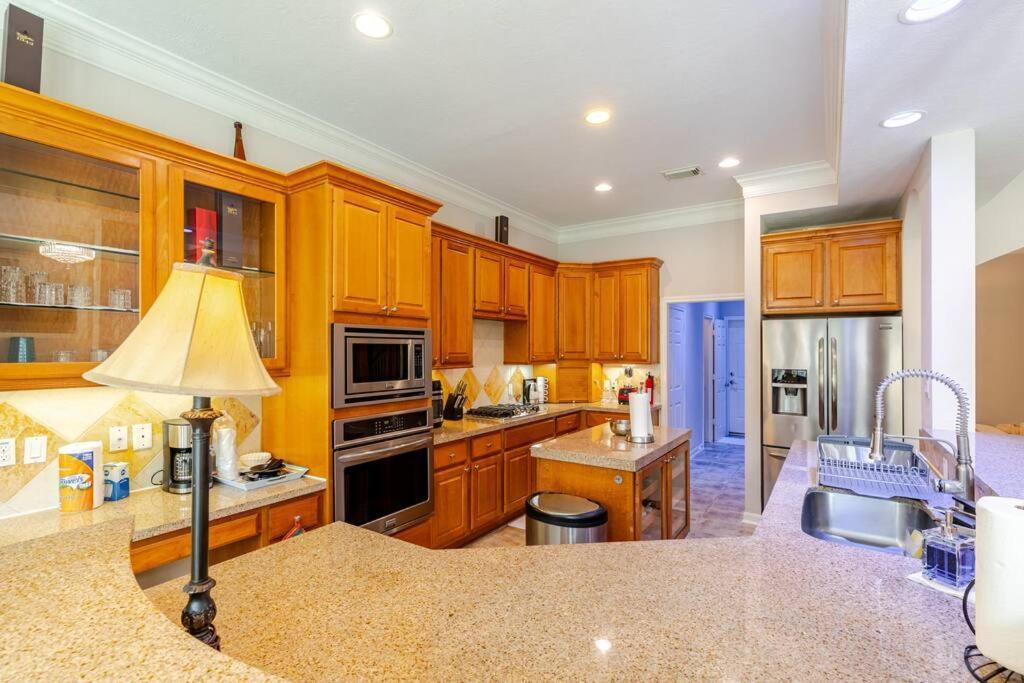 Insperit Home At Galleria With Heated Pool Spa Houston Exterior foto