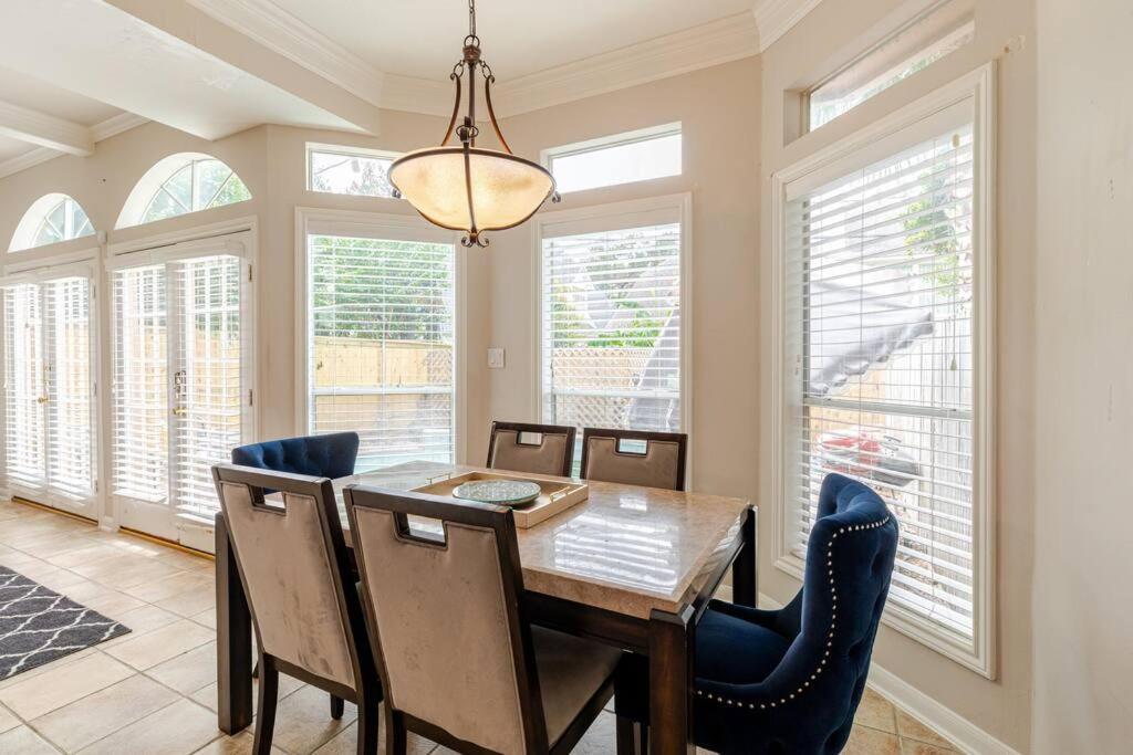 Insperit Home At Galleria With Heated Pool Spa Houston Exterior foto