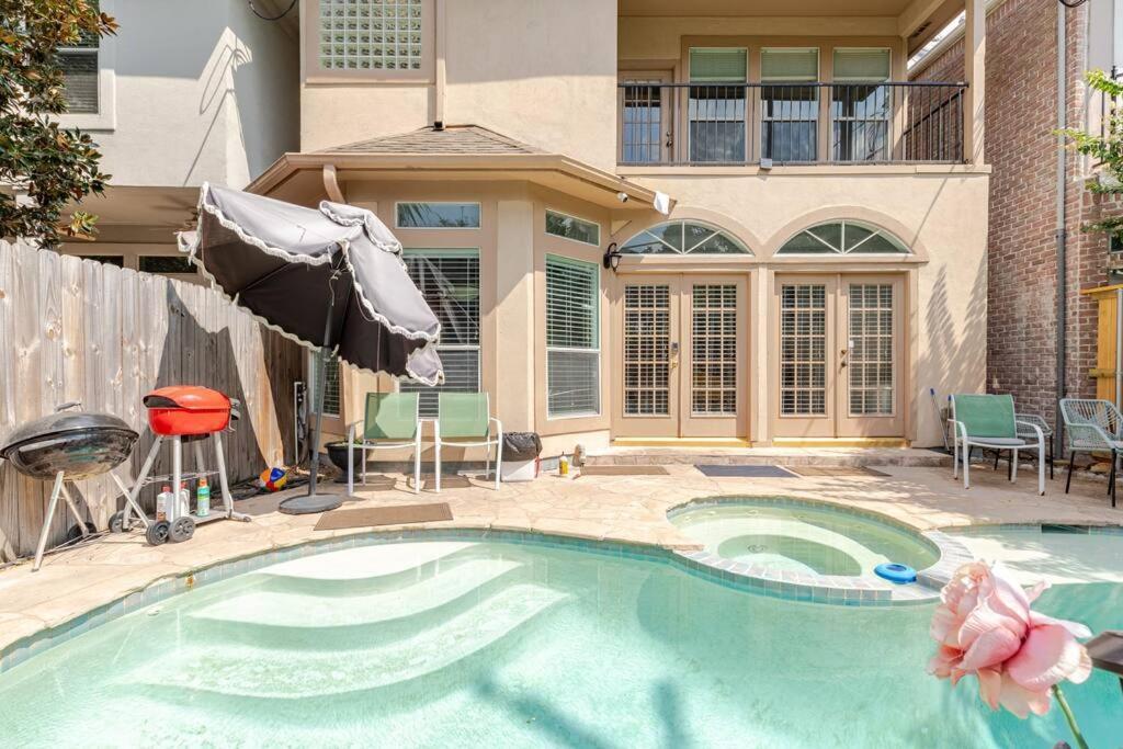 Insperit Home At Galleria With Heated Pool Spa Houston Exterior foto